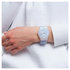 Reloj Swatch SUOK154 FLOWERSCREEN para dama malla de plástico