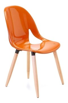 Silla Nina Wood Plastico Patas Madera Apilable - Veró Amoblamientos