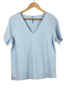 Blusa Caroll 23300 linho decote V na internet