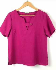 Blusa Caroll 23481 linho com botao no decote - comprar online