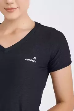 T-Shirts EP004 Fitness Feminina Preta Alongada Epulari - loja online