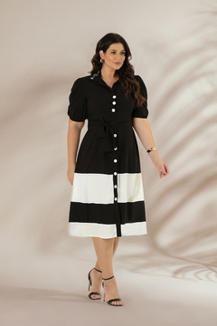 Vestido Hadaza 51289 chemise com bordado na gola