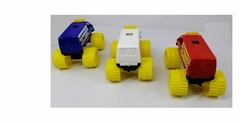 Set de 3 Camionetas en internet