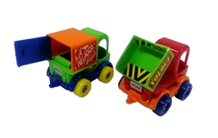 Set de 2 camioncitos con enganches. Art N° 603-bis - comprar online