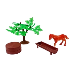 Art. N° 620-27: Set de Granja con Accesorios Caballito - DISTRISEBA