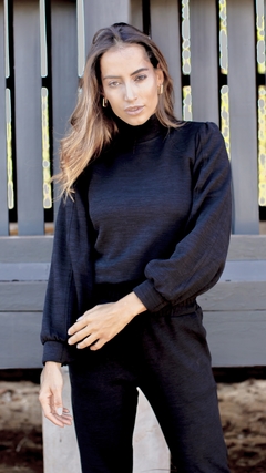 BLUSA Comfy Fluffy Black