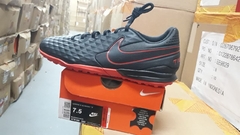 Chuteira Nike Legend 8 Academy TF