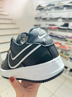 Tênis Nike Air Force - Preto/branco na internet