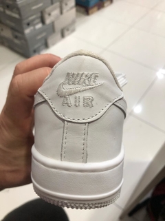 Tênis Nike Air Force na internet