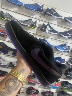 TÊNIS NIKE SB Preto/Camaleão/Uva