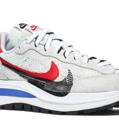 Tênis Sacai x Nike Vaporwaffle - loja online