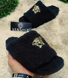 Pantufa versace