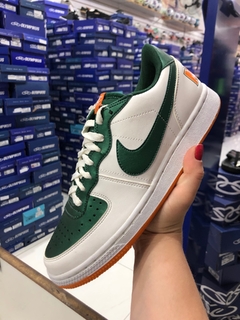 Tênis Nike Terminator Low - verde/laranja