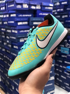 Imagem do Chuteira Nike Magista Ola TF - verde