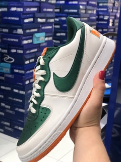 Tênis Nike Terminator Low - verde/laranja - comprar online