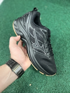 TÊNIS DE CORRIDA MASCULINO MIZUNO SPACE 3 - comprar online