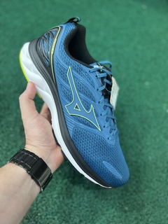 TÊNIS DE CORRIDA MASCULINO MIZUNO SPACE 3