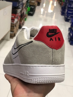 Tênis Nike Air Force One Couro na internet