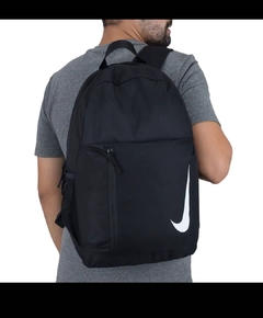 Mochila Academy Nike - 22 litros