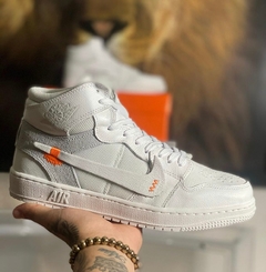 Tênis Nike Air Jordan 1 OFF WHITE