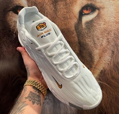 Tênis Nike Air Max Plus 3 - Branco - styletenis