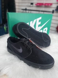 Tênis NIke SB Stefan Janoski - Preto - comprar online