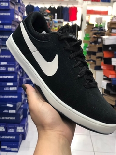 Tênis Nike SB Eric Koston 2 - Preto/Branco - styletenis