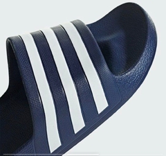 Chinelo Adidas Adilette - comprar online