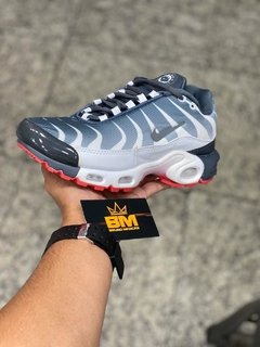 AIR MAX PLUS