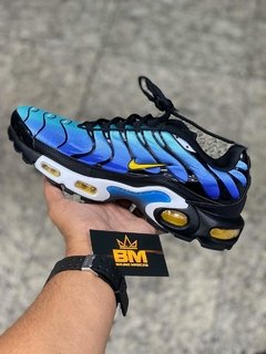 AIR MAX PLUS