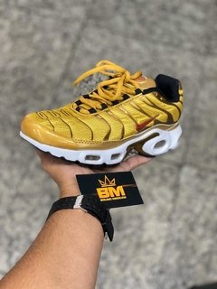 AIR MAX PLUS