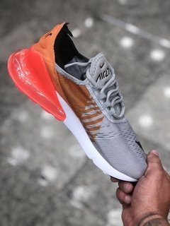 AIR MAX 270 na internet