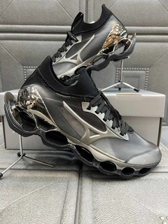 MIZUNO WAVE PROPHECY HAJIME SORAYAMA - comprar online