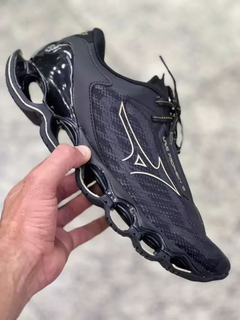 MIZUNO WAVE PROPHECY 12