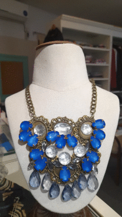 COLLAR PIEDRAS AZULES