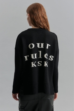 SWEATER OUR RULES en internet