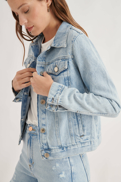 Imagen de CAMPERA VERA LIGHT BLUE