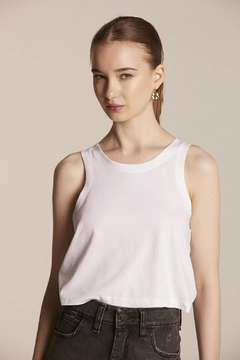 MUSCULOSA CASUARINA OFF WHITE - tienda online