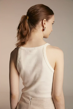 MUSCULOSA LIMERO OFF WHITE - El Almacén de Adriana Kuntz