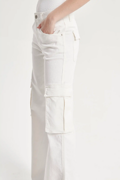 Imagen de PANTALON CARGO GIGI WHITE