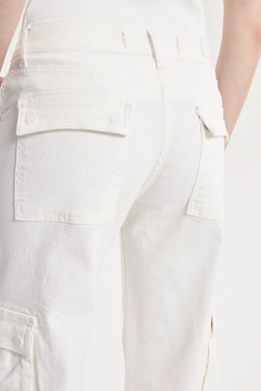 PANTALON CARGO GIGI WHITE - El Almacén de Adriana Kuntz