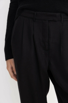 PANTALON YLANG NEGRO en internet