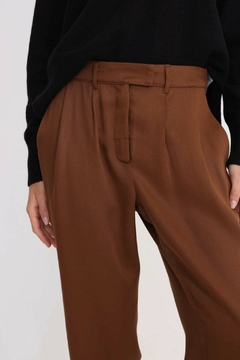 PANTALON YLANG TOSTADO en internet