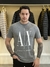 Camiseta Armani Exchange Lettering Assinatura Grande Estampa Frontal Masculino