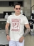 Camiseta Diesel Quadro Lettering Assinatura Aveludado Masculino - loja online