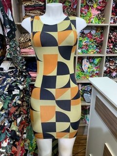 Vestido Costa Nua Várias Estampas na internet