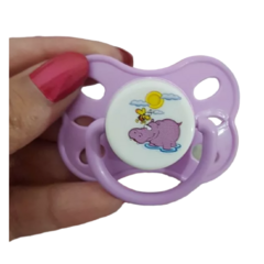 Chupeta Anatômica Bico Ortodôntico Assimétrico Achatado de Silicone Babypaco Fase 2 Várias Cores REF 019 - comprar online