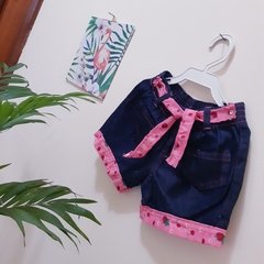 Short Jeans Feminino de Laço