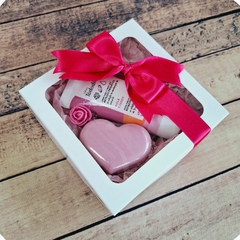 Presente Laço Rosa Caixa Branca+ Sacola Prático Pronto Para Presente Natal Dia Mães Namorada Mulher Amigo Oculto REF T04 - loja online