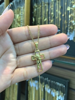Pingente Cruz Face de Cristo 2,5X1,6cm Banhado a Ouro 18K